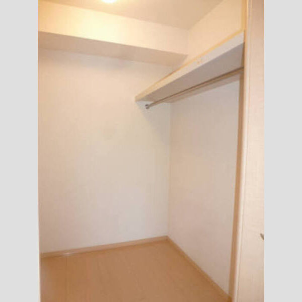 グランメール　A/B/C B102グランメール洋室収納