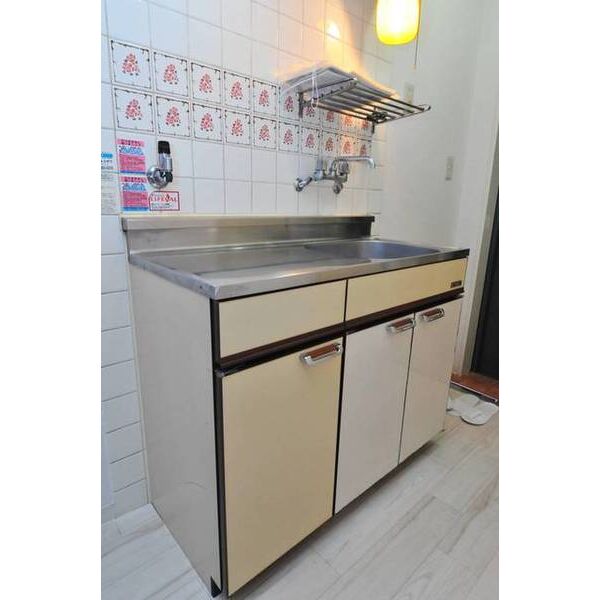 メゾン・ド・グルロー キッチン