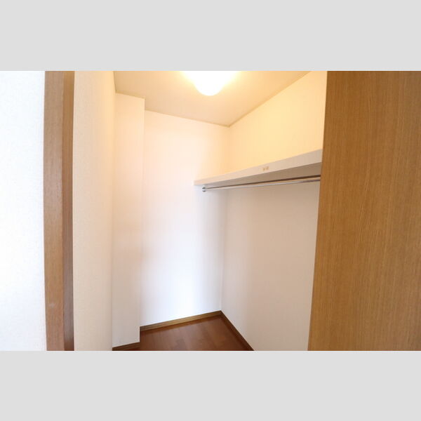 エターナル・ヒル ウォークインクローゼット