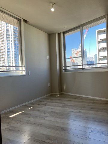 プライムアーバン新川6階 リビング