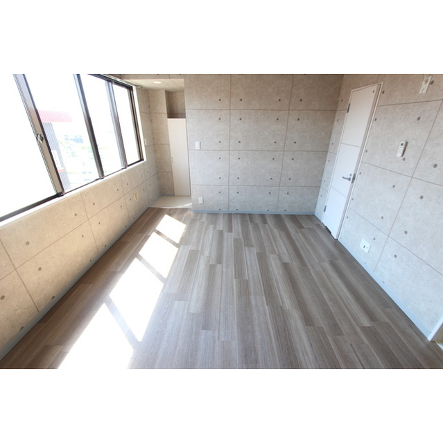 代官町グリーンビル 内観