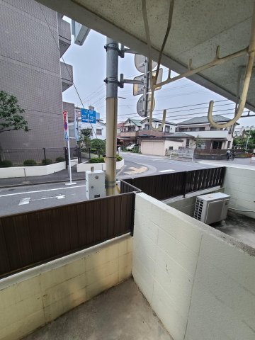 パークデュオ亀有103号室 車の通りはそれほどありません