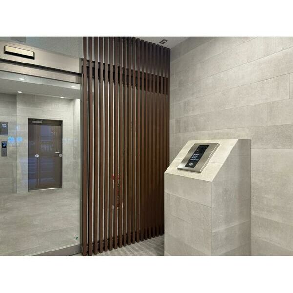 Felice　Prendre803号室 エントランス