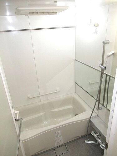 クオス横浜日限山 浴室　※前回募集時2025年3月の写真