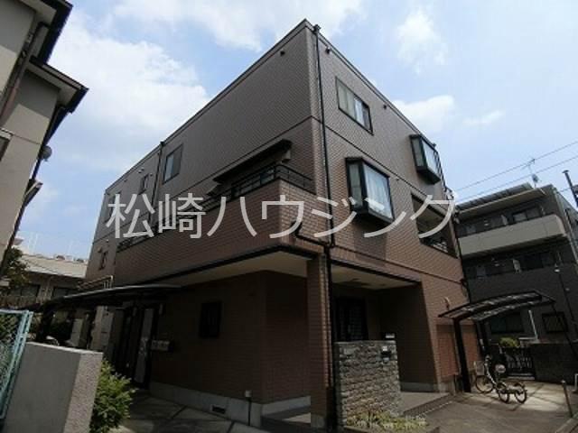 ファームシャトーⅡ3階 外観