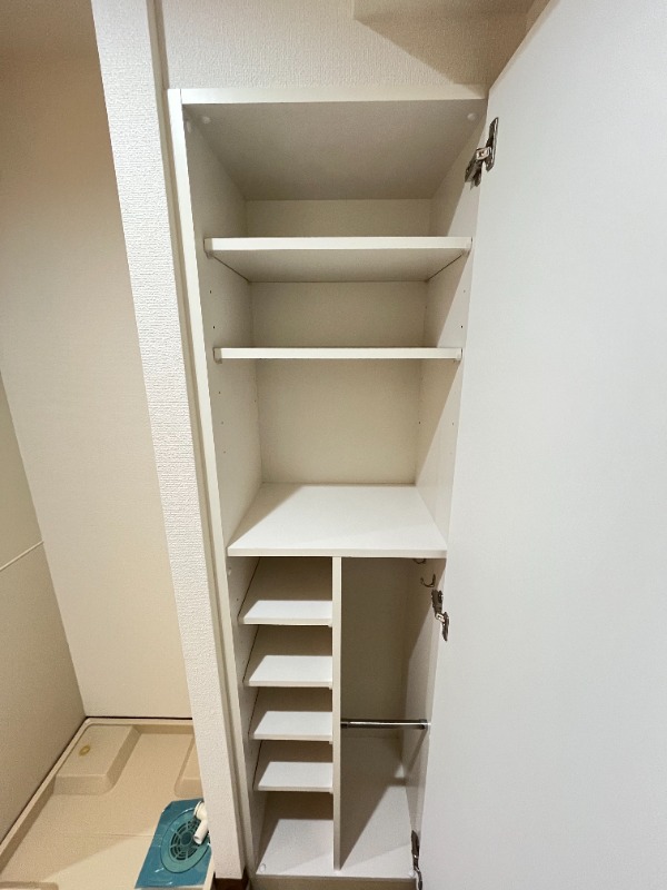 レジディア浦安Ⅱ4階 収納