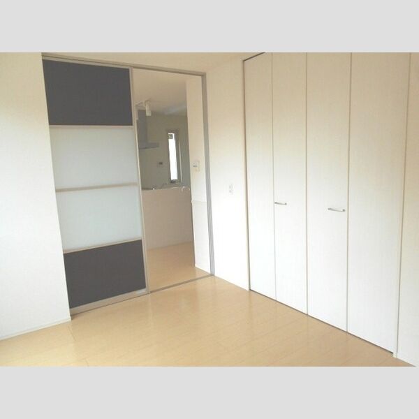 ラウレア203号室 洋室6.1帖