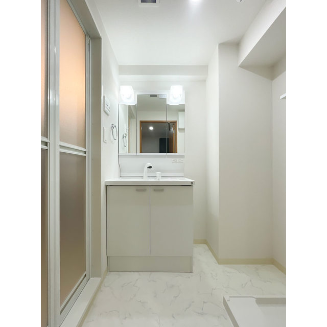 アーバハイツ六町環七北通り0505号室 内観