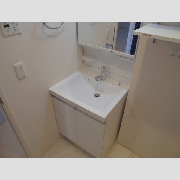 フローラ 洗面化粧台