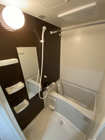 ベイルーム中山グランデ102号室 お風呂