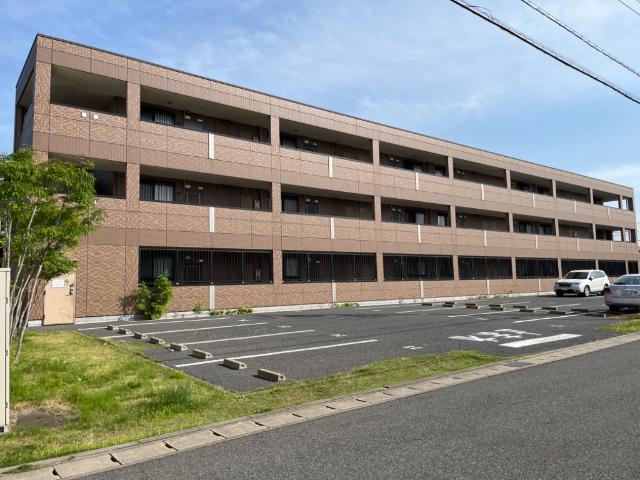 ビアン・ゼルコバ 外観写真（昼）