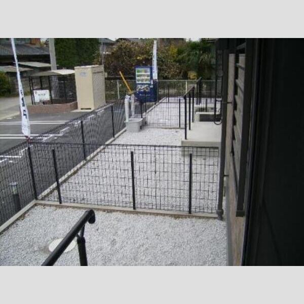 メープル102号室 専用庭