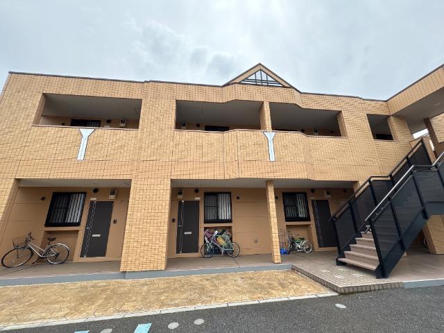 シダーパルク白幡 外観写真（昼）