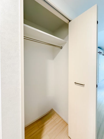 スカイコートリュクス品川大崎201号室 収納