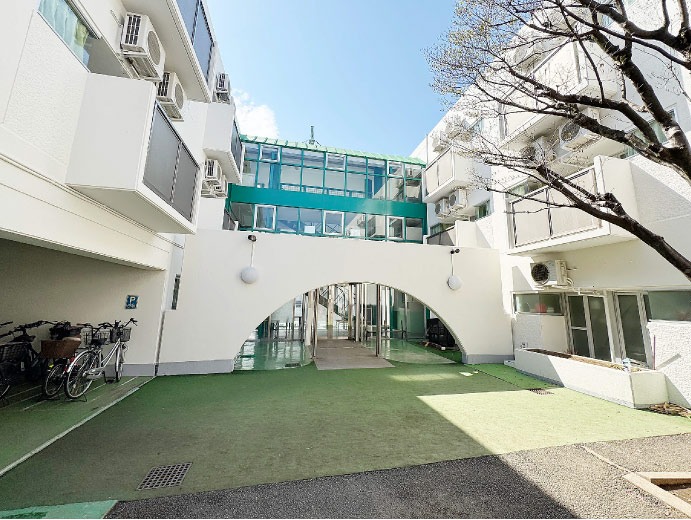 力行会館　国際館2階 エントランス