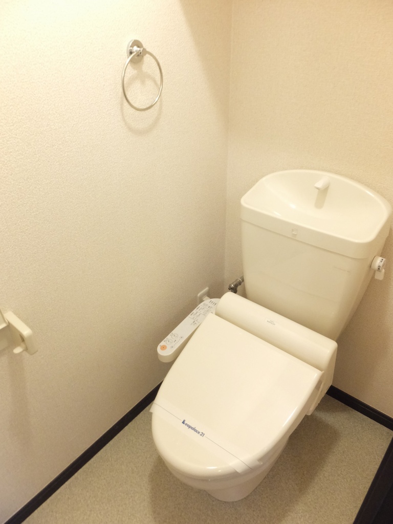 レオネクストメゾンボナール208号室 温水洗浄便座設置済み