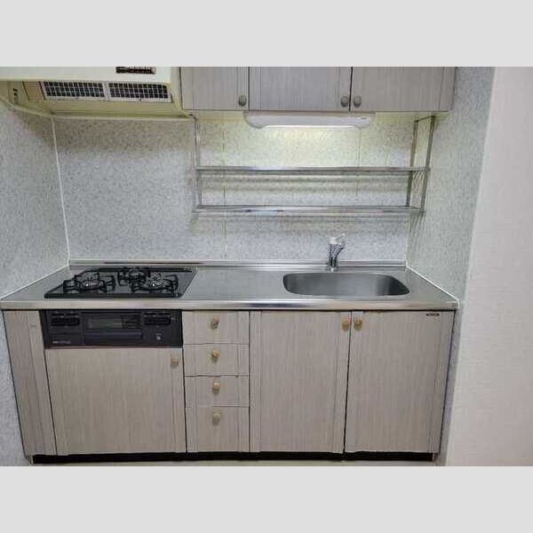 クレール清水205号室 システムキッチン