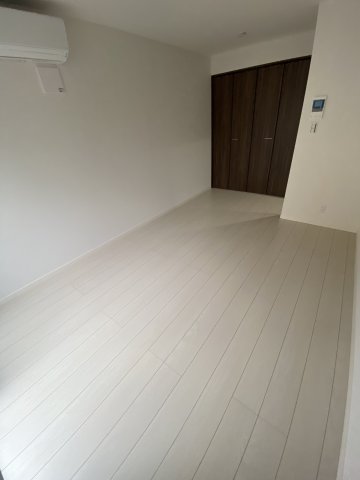 ベイルーム中山グランデ102号室 寝室