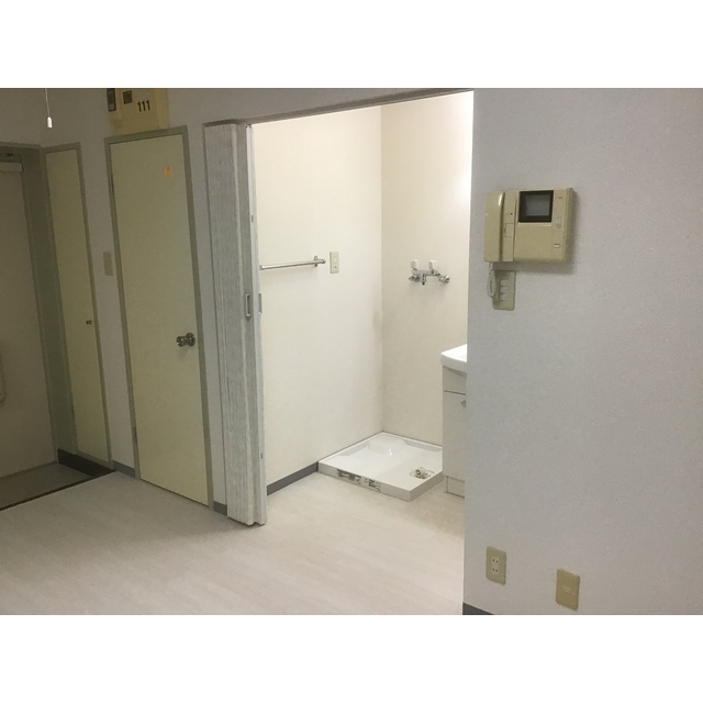 第2成城島田マンション 内観