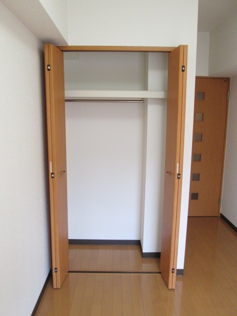 コンフォートマンション大門町6階 ※別部屋の参考写真です