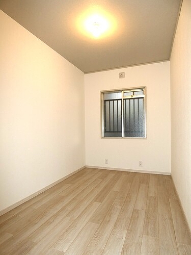 南六郷ハイツ1階 洋室１