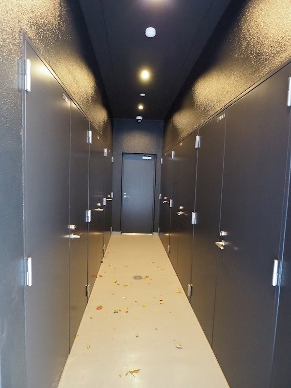 アジールコート新高円寺10階 ゴミ置場