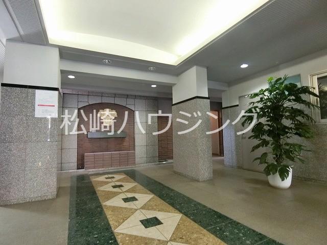 サンテラスもみじ山3階 エントランス