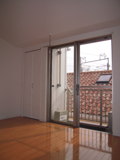 イジェント大倉山 リビング