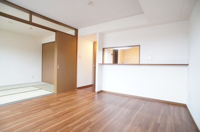 サンシャインパレス0308号室 リビング