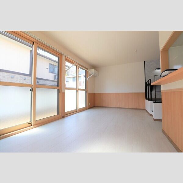 プロイド中央　ABCDEFGH LDK