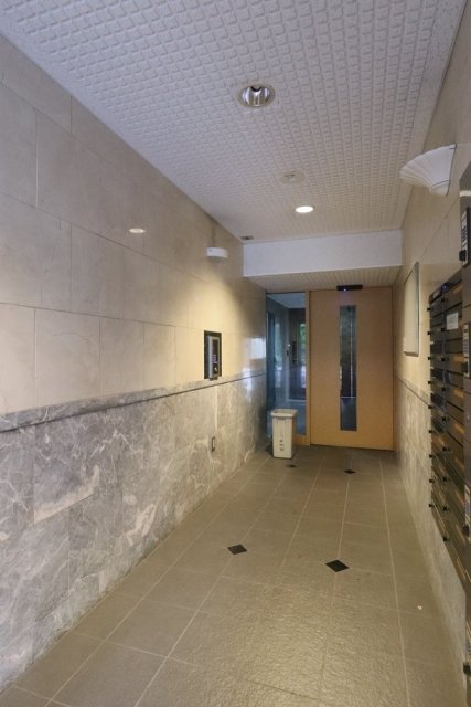 ロアール小石川植物園405号室 エントランス