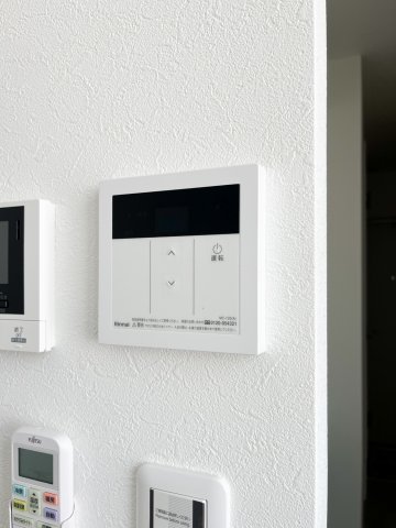 Claudia Takenotsuka／クラウディアタケノツカ クラウディアタケノツカ