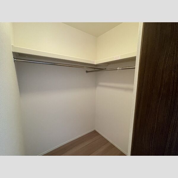 アンジュール蒲田101号室 ウォークインクローゼット
