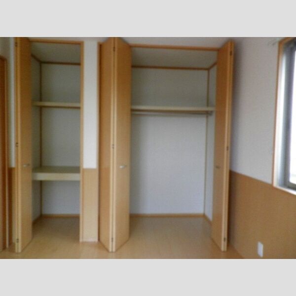 アルシュ　相201号室 収納