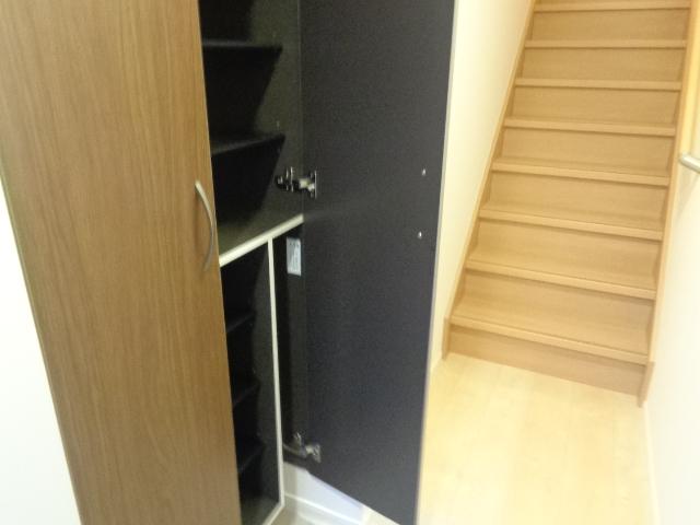 ルミナス　ケイポート 下駄箱