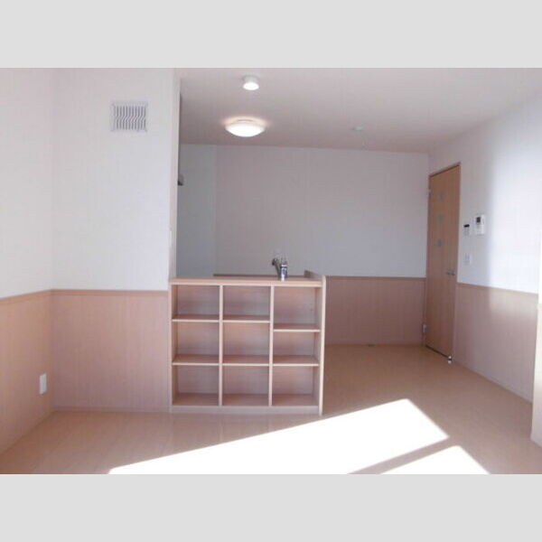 グランメール桜町　E 対面カウンター収納