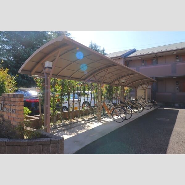 クレセール 駐輪場