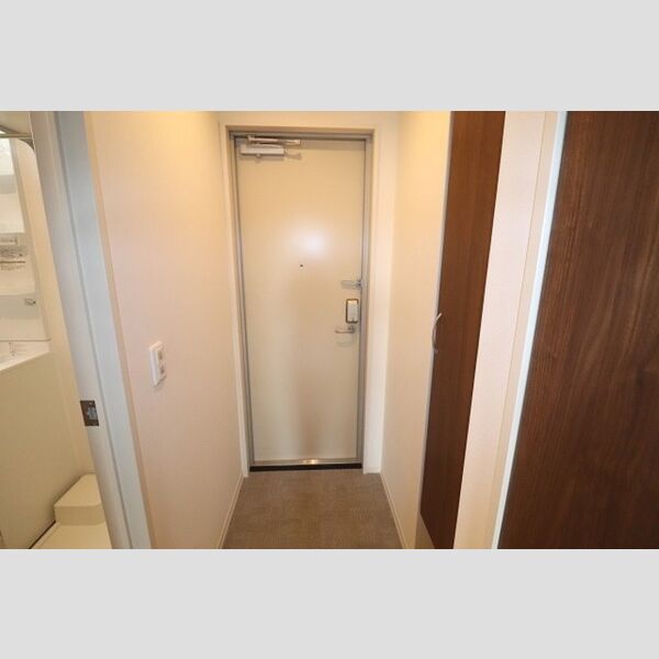 エクセレント ヒルズ302号室 玄関