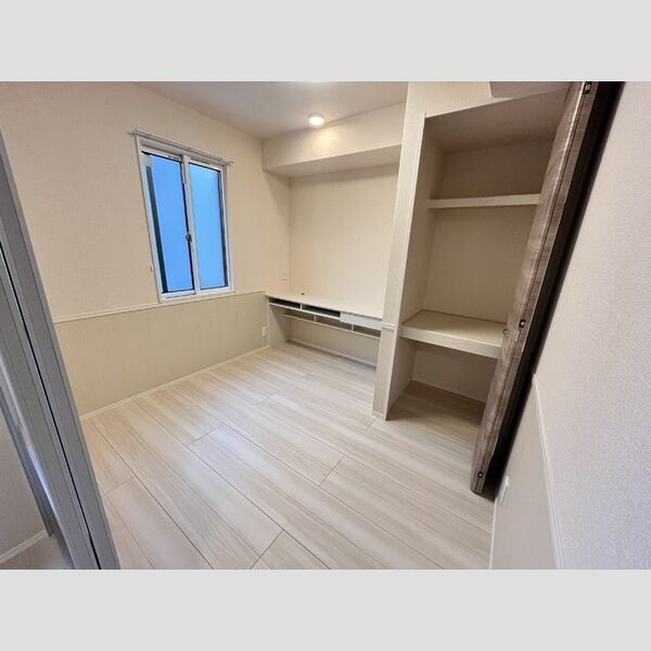 リゾラパレス203号室 洋室