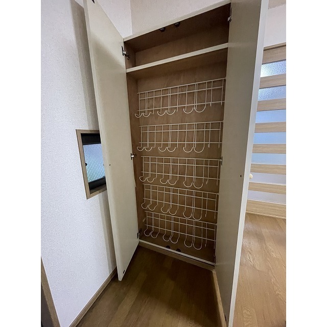 レーベンハイム多摩 下駄箱
