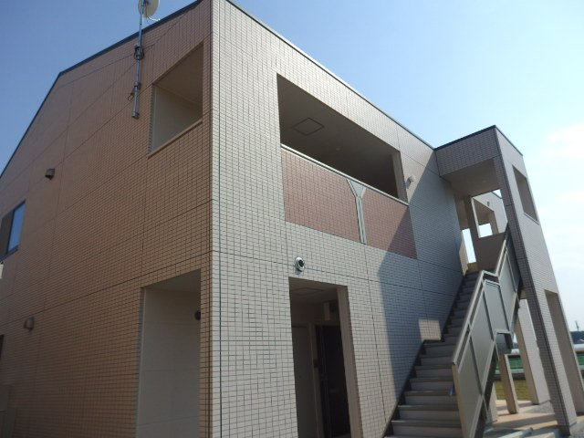 アドヴァンスⅢ 外観写真（昼）