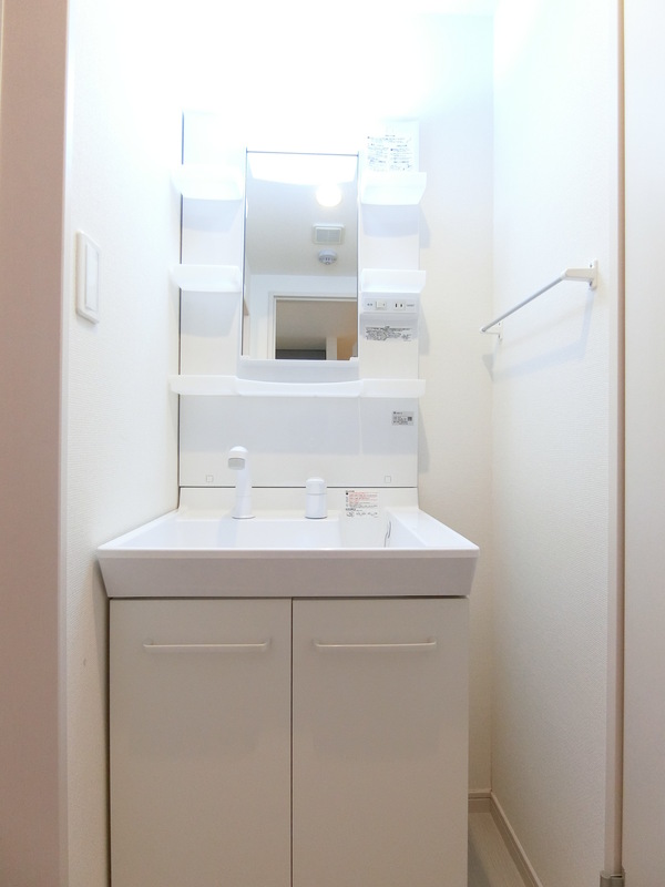 リブリ・東門前3階 洗面