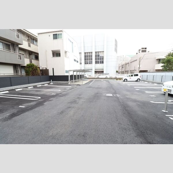 D-ROOM千葉中央0606号室 駐車場