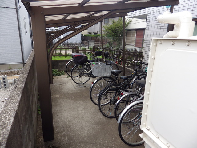 ストーク羽衣0207号室 駐輪場