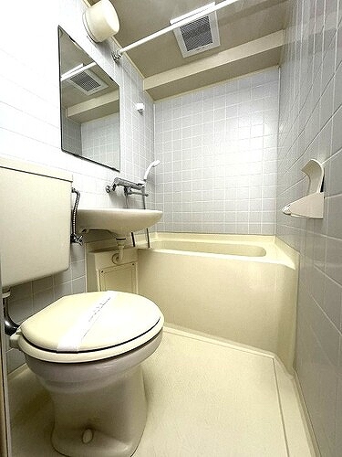 ビブレ西池 バスルーム　※前回募集時撮影2023年12月