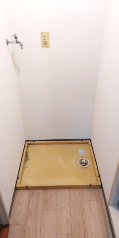 メゾン岡村301号室 ※写真は別室です