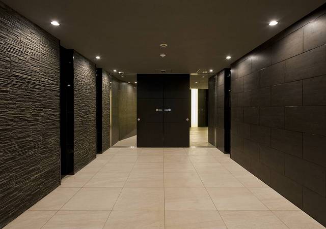 ガーラ・ヒルズ新宿4階 清潔なロビーです