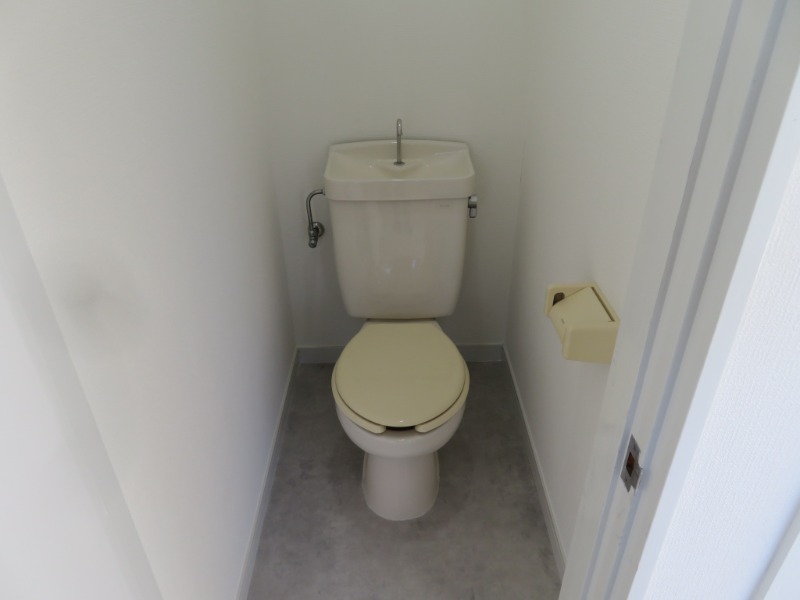 ファーストハイツB1階 トイレ