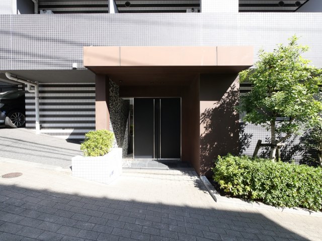 PREMIUM CUBE 不動前DEUX2階 外観