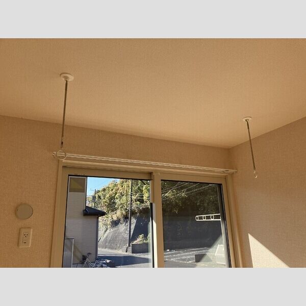 メゾン・デュ・シーニュ102号室 物干し金物